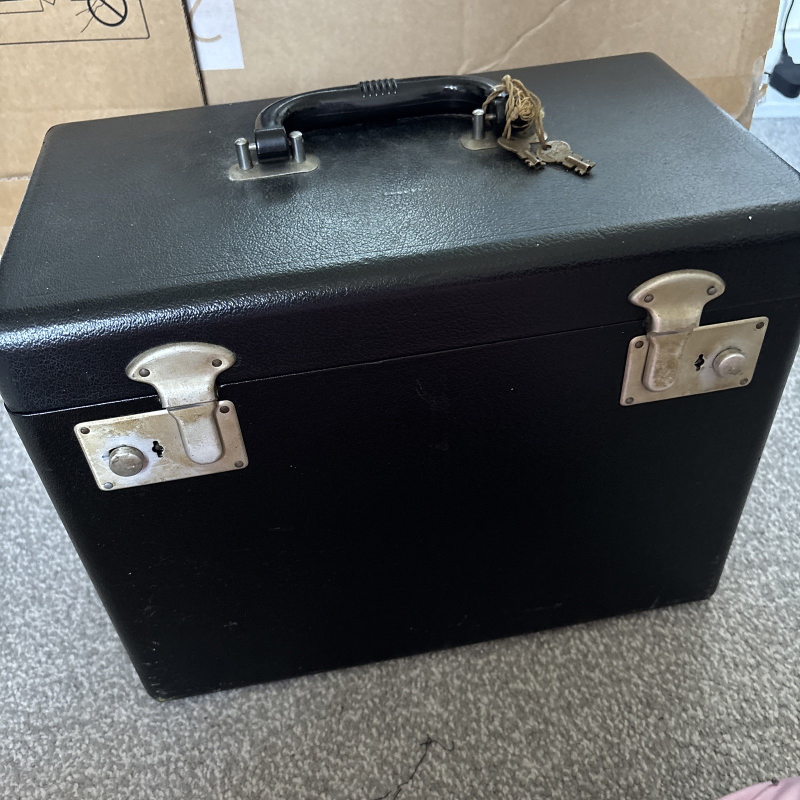 Singer Sewing Machine