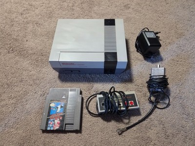 Nintendo NES Console - Tested and Working