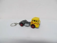 Matchbox New - Yellow SHELL '65 Ford C900  Custom KEY CHAIN