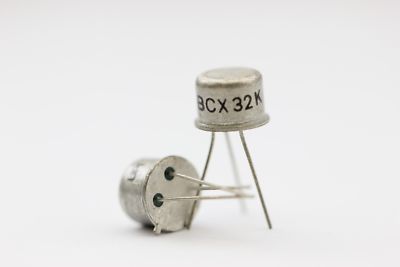 BCX32K TRANSISTOR NOS (New Old Stock) 1 Stück. C224U10F270314