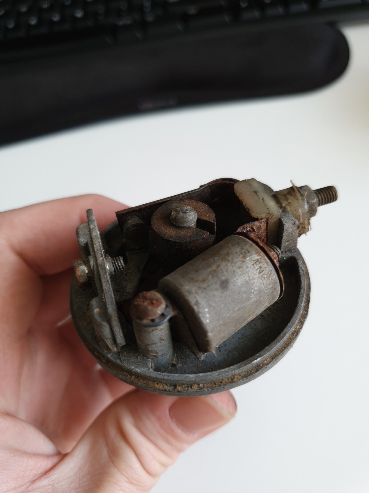 VINTAGE LUCAS 15D1 ENGINE DISTRIBUTOR. BSA C15 B40 TRIUMPH TIGER CUB