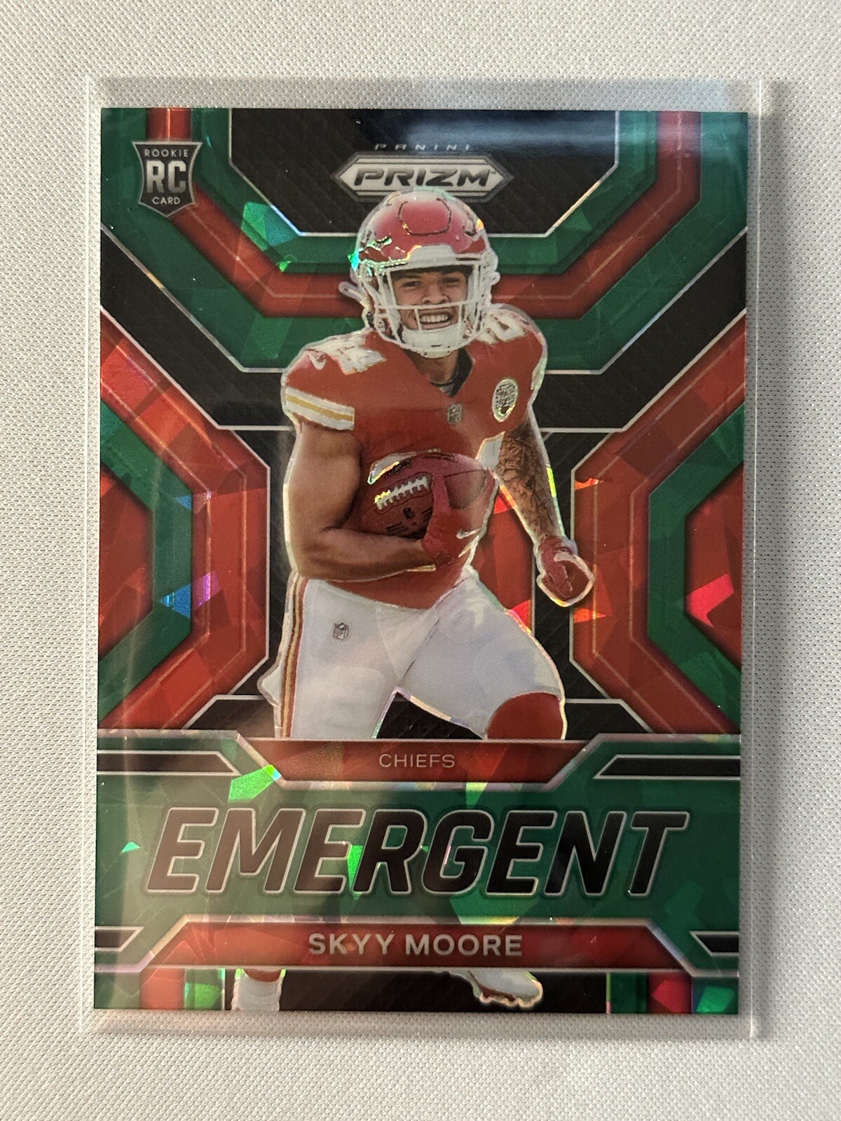2022 Panini Prizm Skyy Moore Emergent RC Chiefs Rookie E-16 Green Ice PRIZM SP