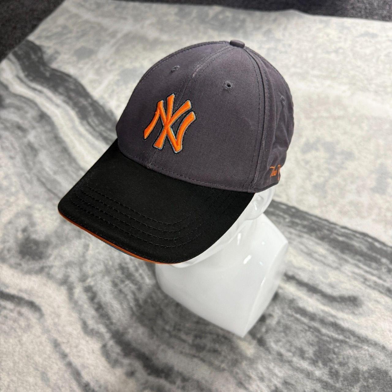 Vintage MLB New York Yankees 2000s Y2K Grey Adjustable Sports Retro Baseball Cap