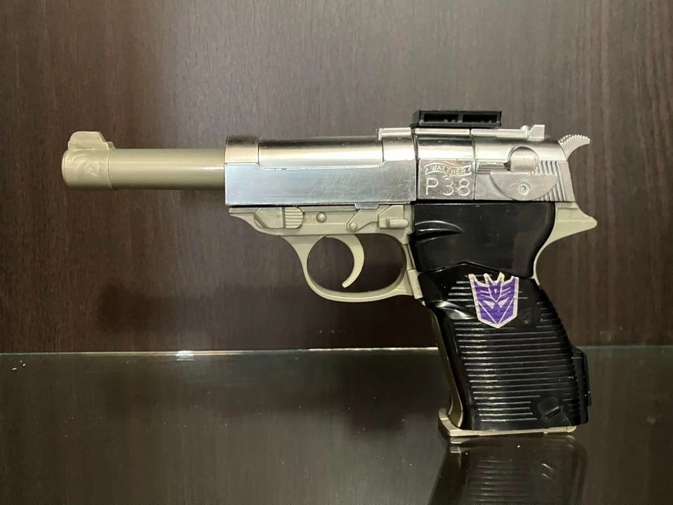 Vtg Toy 1983 Megatron G1 Transformer Walther P38 Pistol Takara Made In Japan - Image 3 of 4