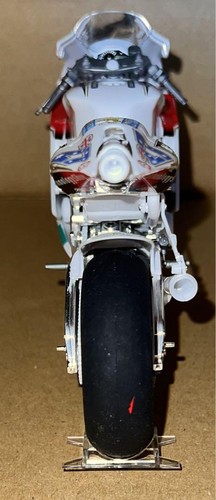 Tamiya 1/12 Lcr Honda Rc211V Plastic Model Kit Motorcycle Assembly Hobby - Picture 4 of 5