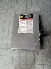 Square D DU321 30A 240V 3-Pole Fusible Safety Switch - Heavy Duty Disconnect