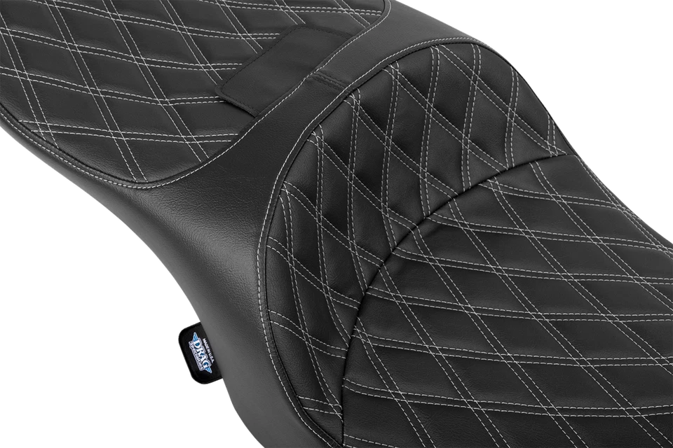 ASIENTOS DRAG SPECIALTIES Posición delantera para asiento Freedom - Vinilo - Doble plateado Foto 3 de 4