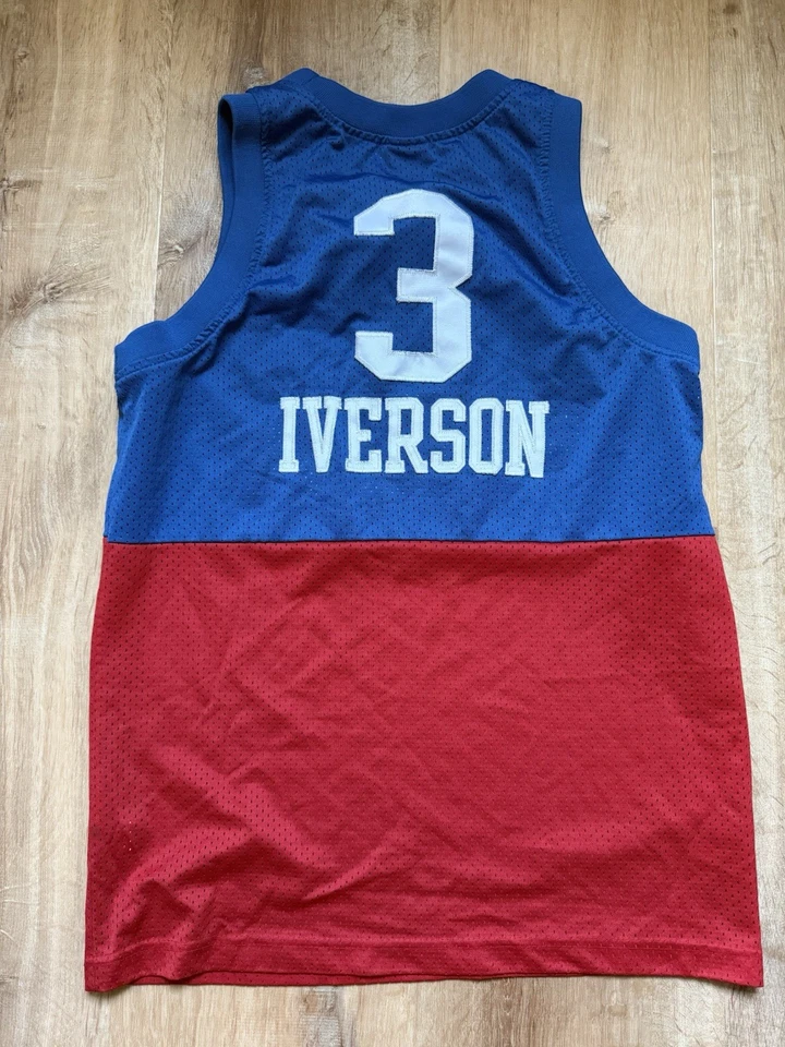 Camiseta Allen Iverson #3 Grande Nike NBA Philadelphia 76ers PHILA Azul Vermelha VINTAGE - Imagem 2 de 4