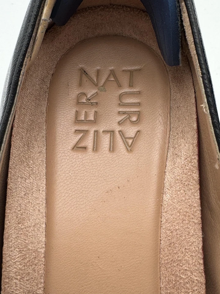 Zapatos de salón Naturalizer Michelle para mujer talla 7M de cuero negro punta redonda Foto 4 de 4