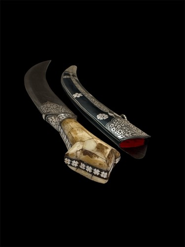 Arabic Jambiya Dagger Silver koftgari work bone Grips comes with sheath 15” - Picture 6 of 9