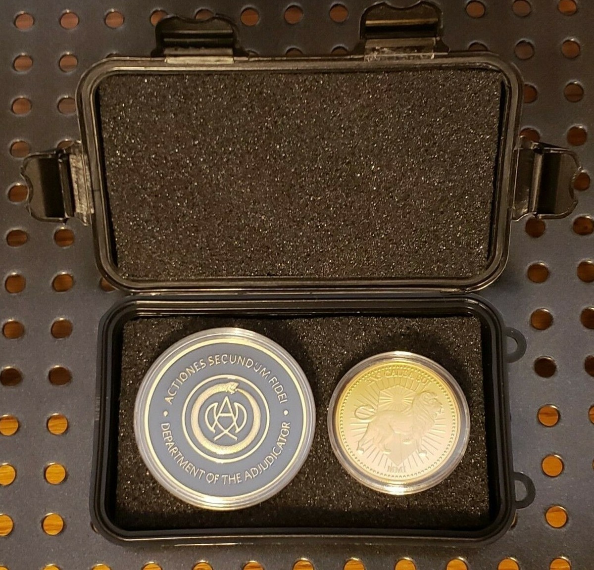 John Wick Continental Hotel & Adjudicator Coin Set in Tactical Case Cosplay  Prop | eBay