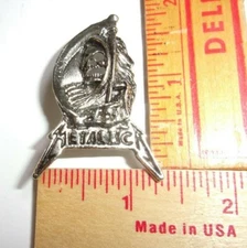 Metallica pin vintage collectible old rock band music concert memorabilia