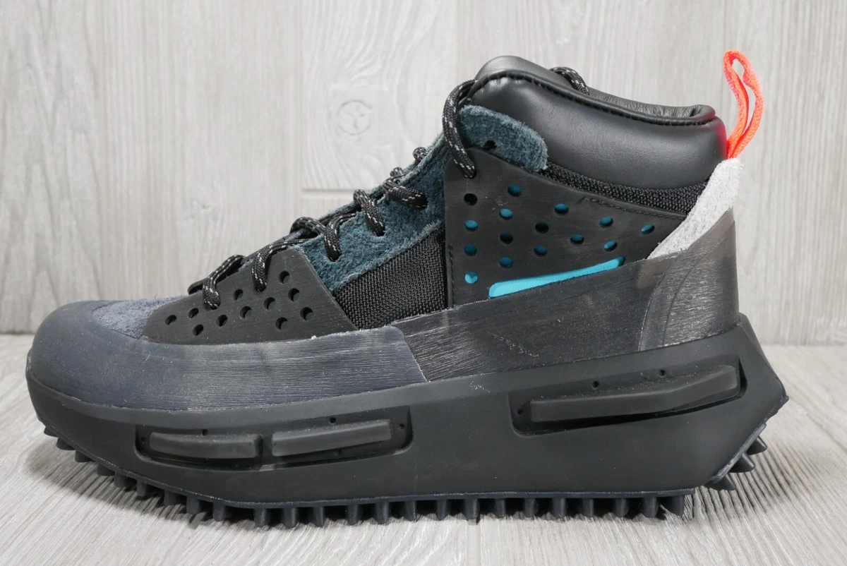 Pharrell store core black