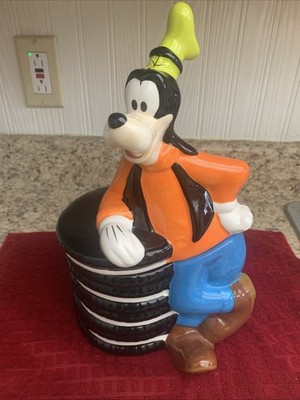 Disney Goofy Leaning on Oreo Stack Ceramic Cookie Jar 12'' Tall