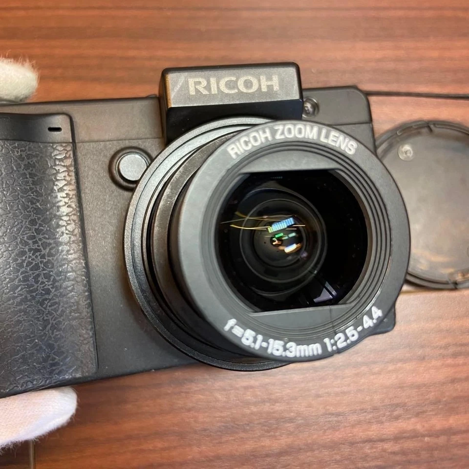 Cámara digital RICOH GX200 4944 de Japón Foto 2 de 4