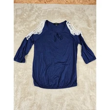 NAIF Womens Navy Blue Lace Cold Shoulder Tie Neck 3/4 Sleeve Top Size M