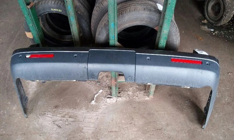 Cubierta de parachoques trasero Land Rover LR4 10-16 Foto 2 de 4