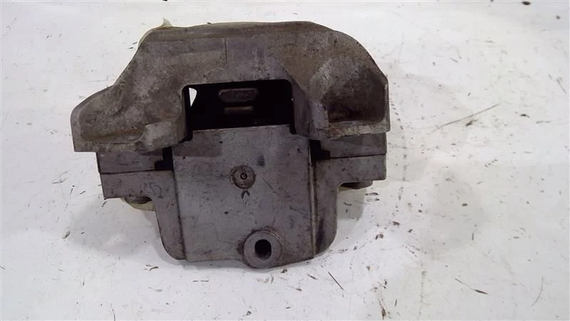 2018-2020 DODGE JOURNEY FRONT LEFT ENGINE FRAME MOUNT P05147129AD - Image 4 of 4