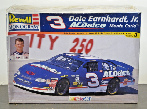 Revell Monogram Dale Earnhardt Jr ACDelco Monte Carlo 1/24 Model Kit 052623MGL11