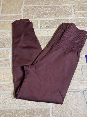 Joylab Medium NWT Port Royal $34 Leggings
