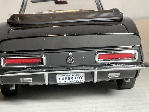 Exact Detail 1:18 1967 Camaro Convertible RS/SS 396, Black/Black W/box COA RARE - Picture 17 of 24
