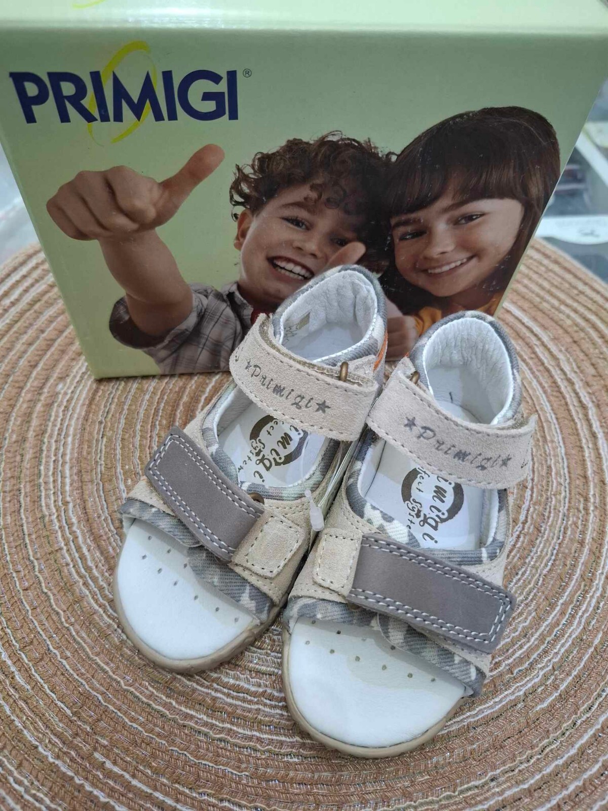 Foto 1 di 2