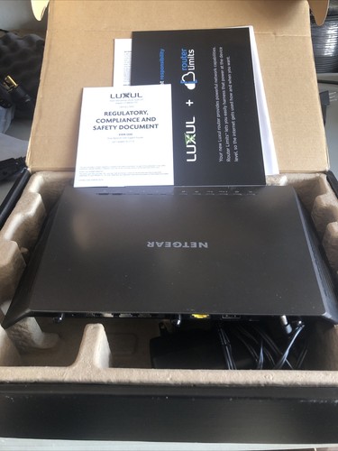 NETGEAR Nighthawk AC1900 Smart WiFi Router Dual Band Model R7000 Free Shipping - Picture 2 of 3