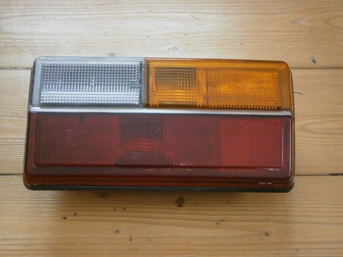 VW Polo 1, Audi 50 Rücklicht rechts komplette Rückleuchte Hella VW Nr: 861945096