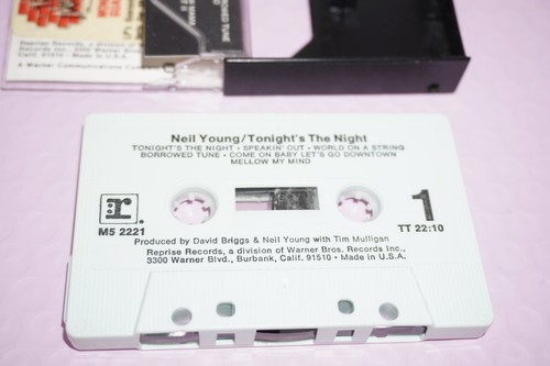 Neil Young TONIGHT'S THE NIGHT RARE retro REPRISE 1975 audio music CASSETTE TAPE - Picture 10 of 11