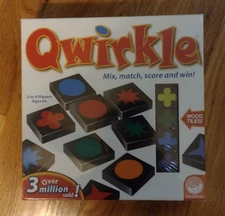 qwirkle board game puzzle title matching classic kids adults family fun strategy