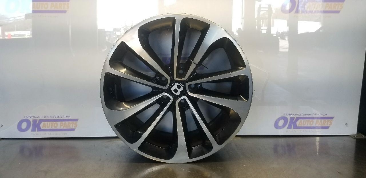 17 BENTLEY BENTAYGA 21X10 MACHINED AND PAINTED 10 SPOKE WHEEL RIM