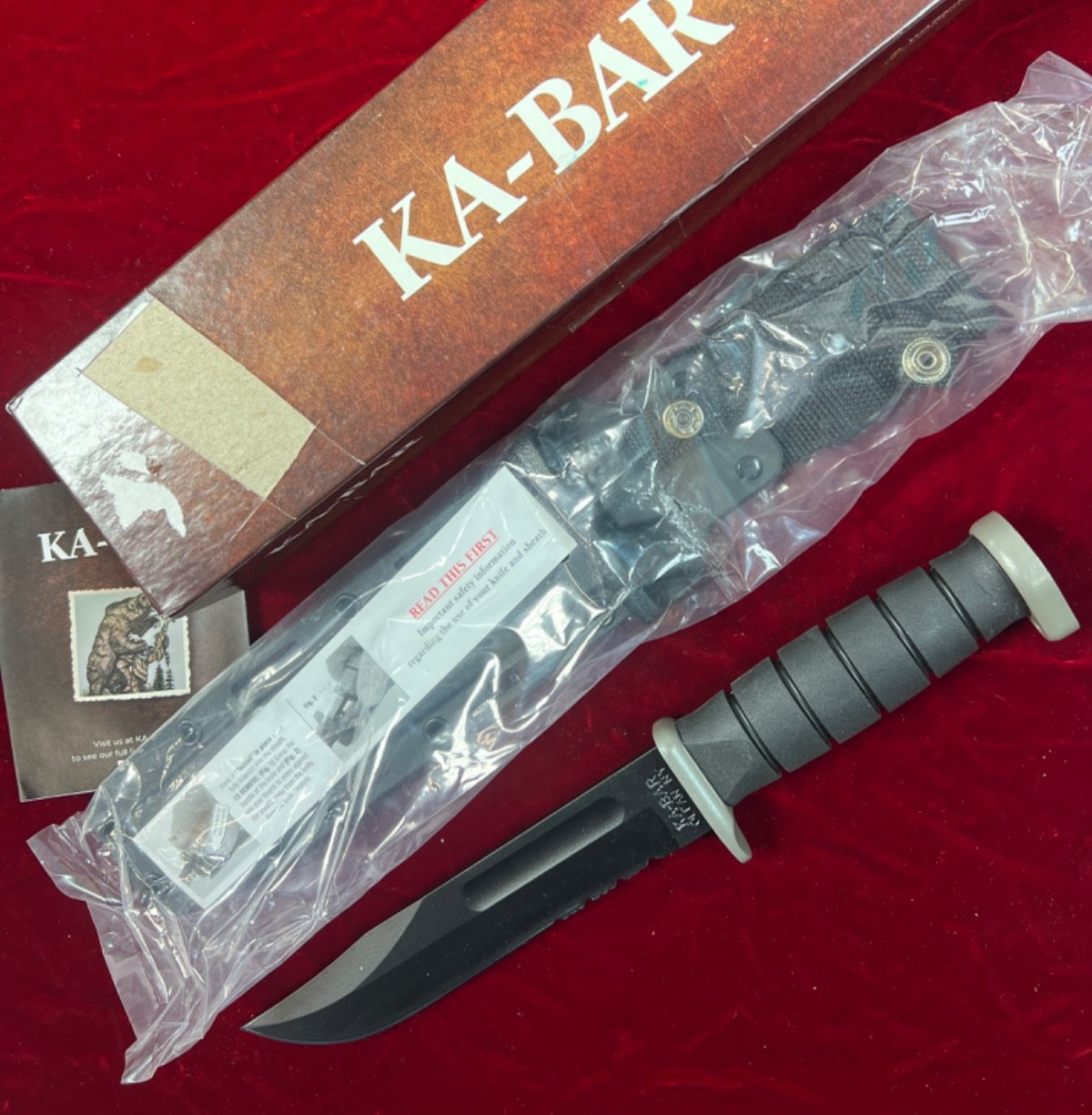 With Kydex Sheath Nos