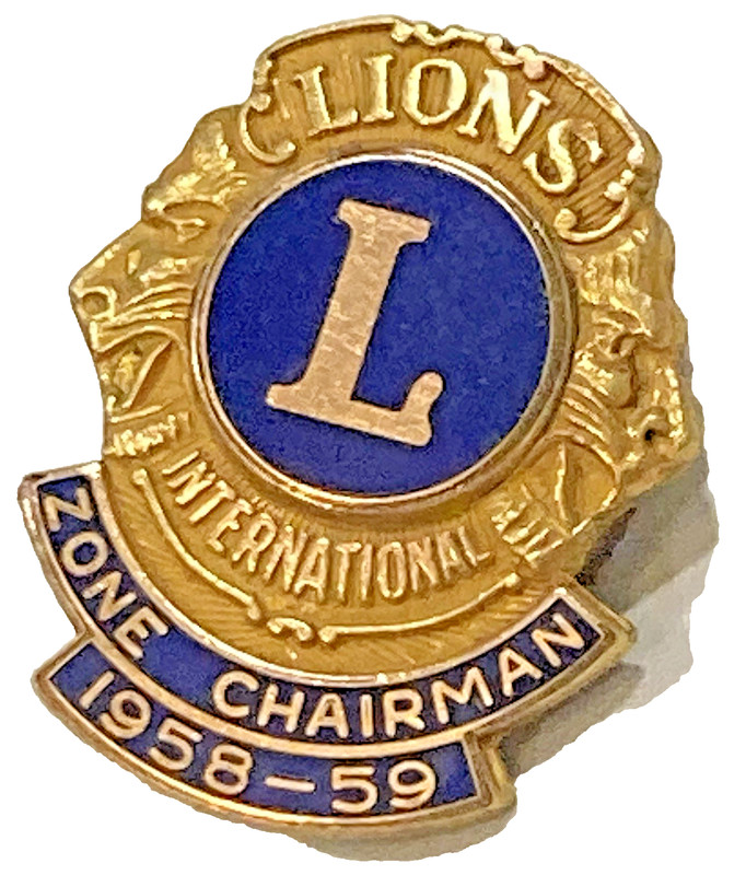 Mayer brand 1958-1959 1/10 10K GF lapel pin Lions International Zone Chairman