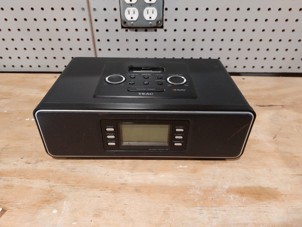TEAC AM/FM HD Radio Receiver Alarm Clock iPod Dock No Remote HD-1