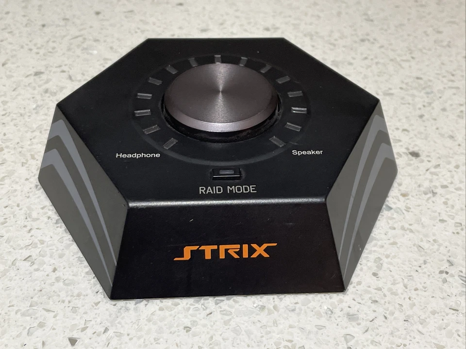 ASUS STRIX RAID PRO Sound card Remote Only, Please Read Ad Description. - Image 2 of 4
