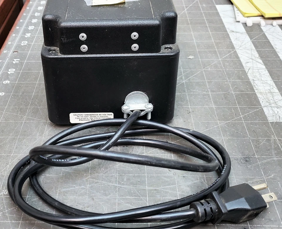 Electronic Specialists ISO/T32 Kleen Line Isolator Conditioner [A9S3] - Image 4 of 4