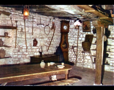 CREZANCY-EN-SANCERRE / CHAMPTIN (18) Maison des PIERRIS, R. CHAMPAULT Vigneron