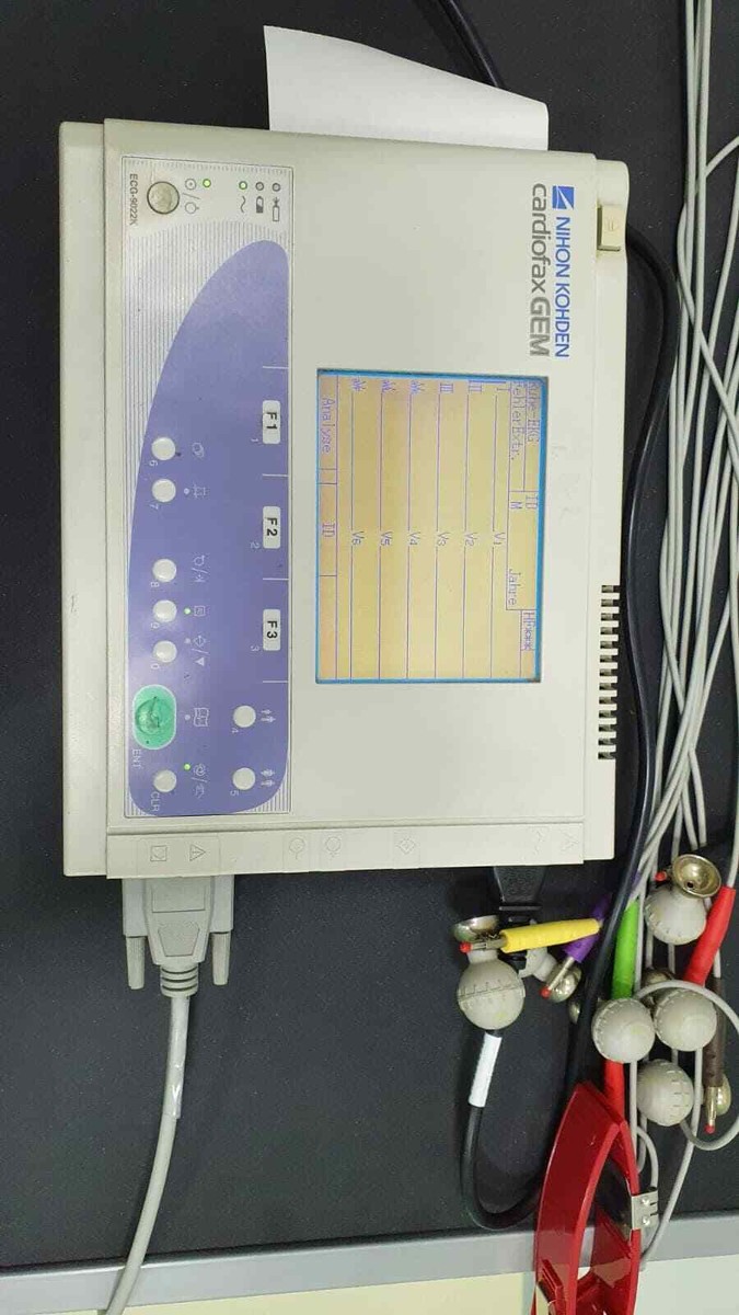 Nihon cohden Cardiofax GEM ECG-9022K | eBay