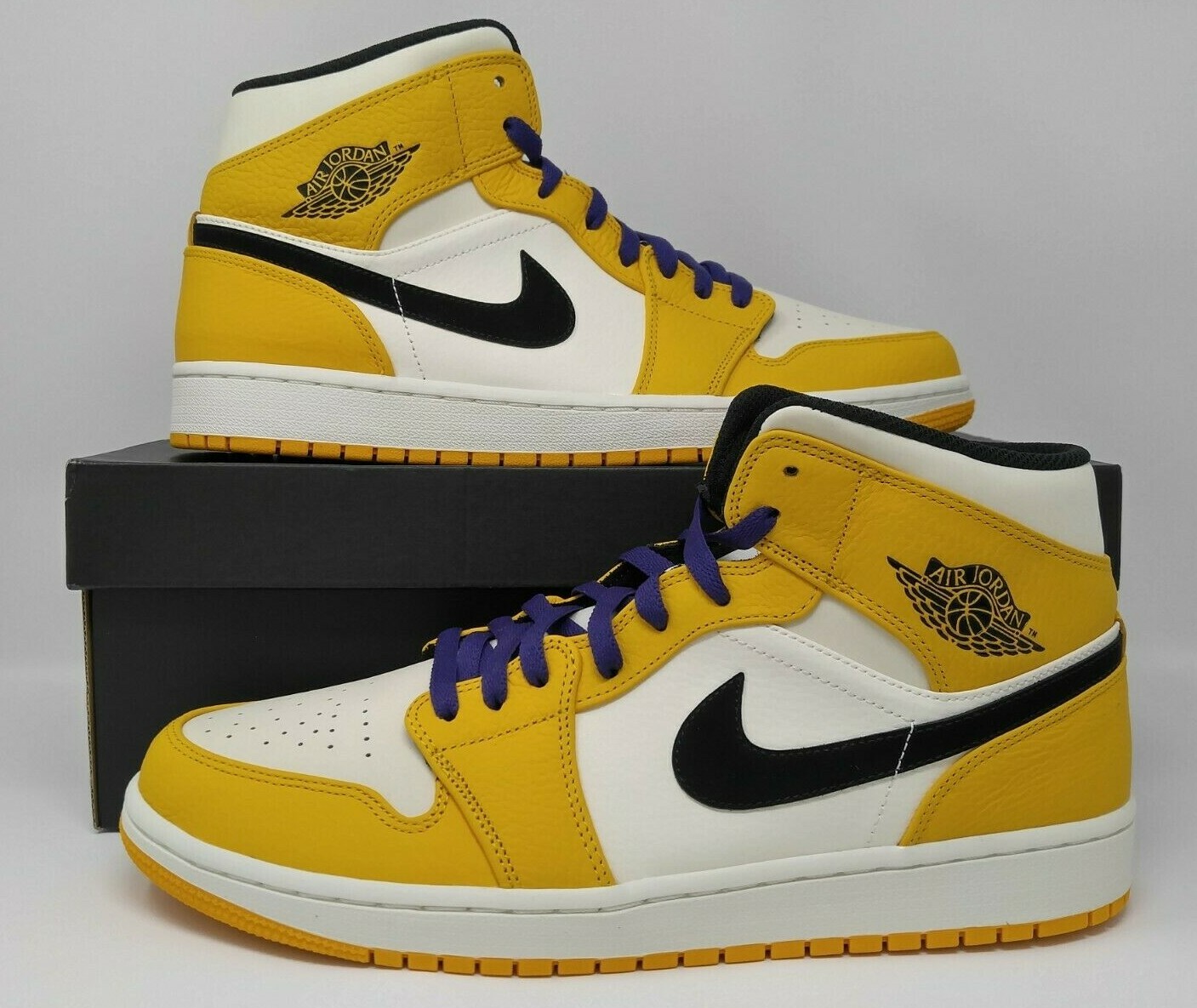 Nike Air Jordan Retro I 1 Mid SE Lakers - tiendamia.com