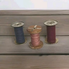 Vtg Lehigh Valley Throwing Mills Bethleham PA Metal 4 1/2” Spool W/Yarn thread