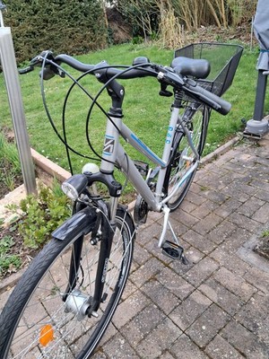 damenfahrrad 28 zoll neuwertig wurde nur 3mal gefahren 