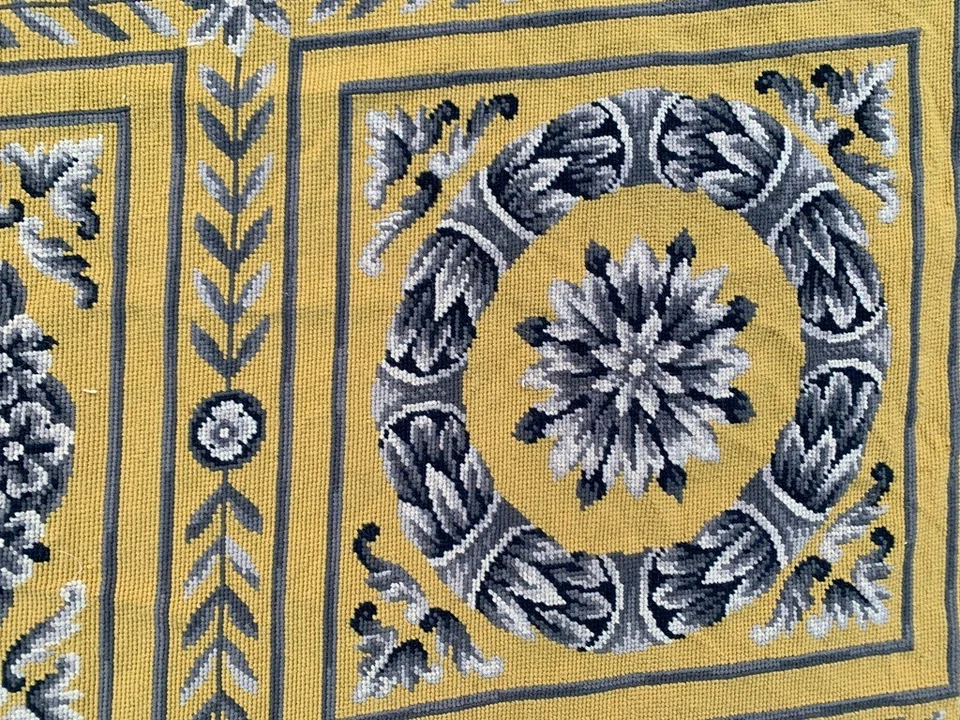 Vintage French Style Aubusson Needle point Chain Stitch Rug 3x5 ft Free Ship - Image 4 of 4
