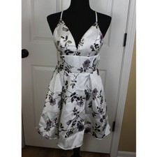 Windsor White Floral Dress Purple Flower Party Cocktail Mini Fit & Flare 7/8