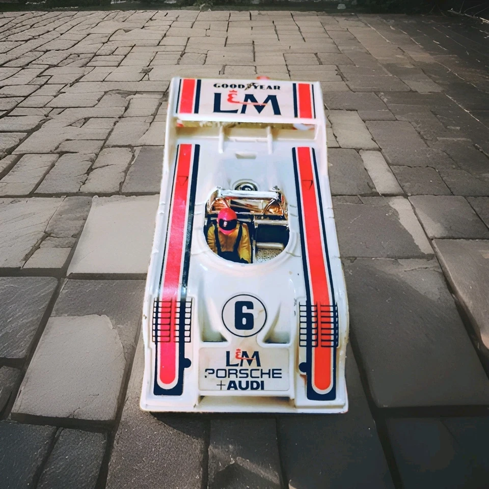 VINTAGE 1970s CORGI TOYS 397 Porsche 917/10 Can-Am Race Car 1/36 L&M #6 Visible - Image 4 of 4