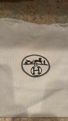 Hermes dust bags for handbags. Length 17.5. Width 18 - Picture 1 of 23