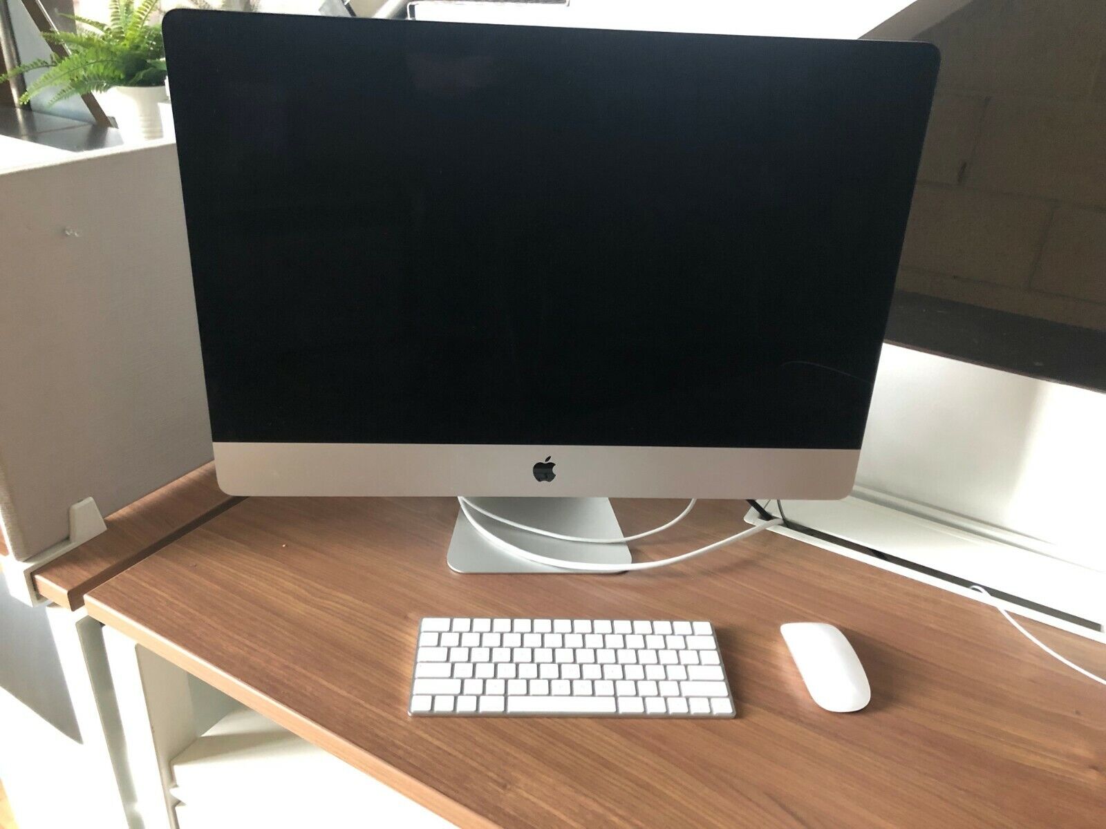 Apple iMac (27- inch Late 2013) Used and in good condition.