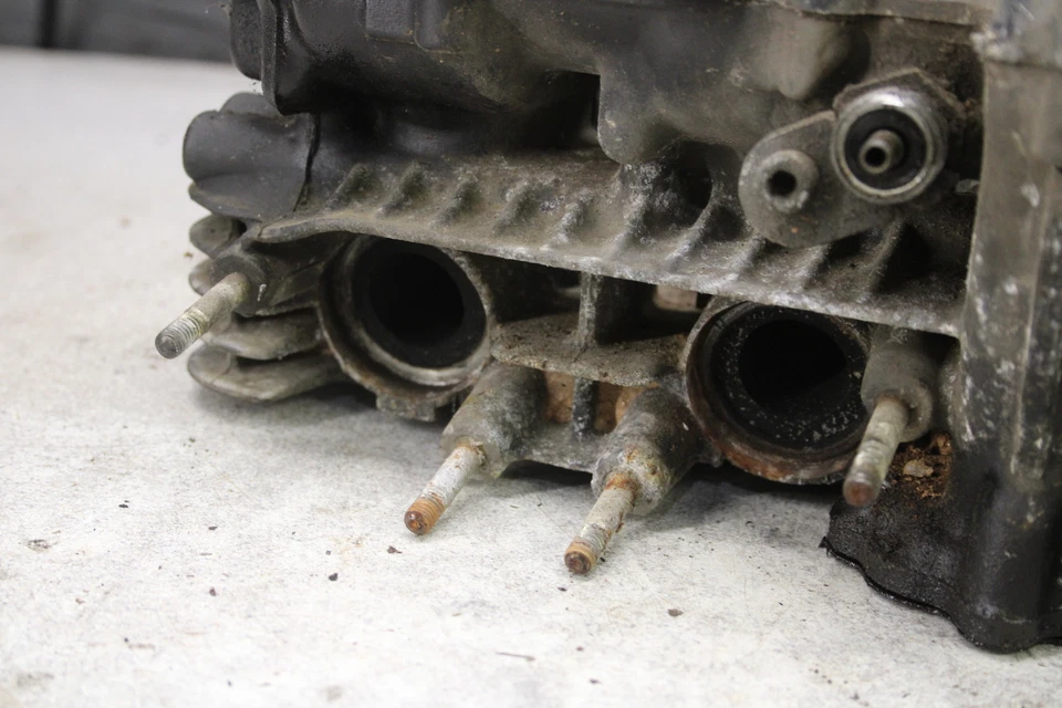 1982 Kawasaki KZ550A Sports двигатель верхний конец головки цилиндров 8332.kw - Изображение 4 из 4