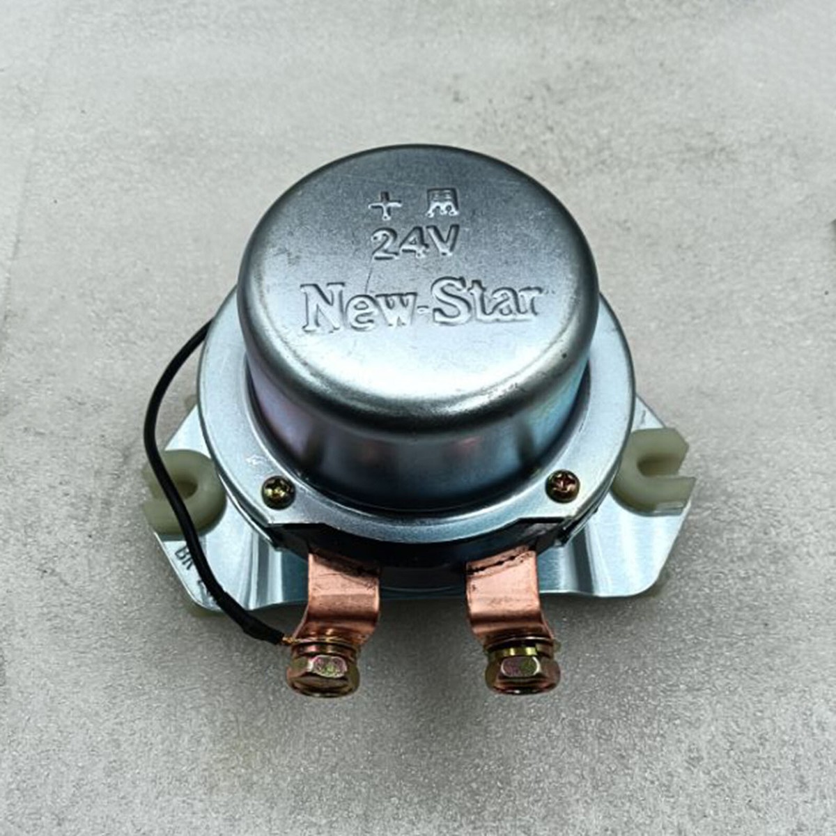 Battery Relay 21QA-70010 For Hyundai R140W7 R110-7A R1200-9