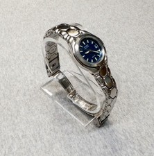 Citizen Eco-Drive Watch Womens 27mm Blue Dial Date E010-K16393 Silver Tone 5.5