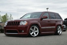 Frontstoßstange für Jeep Grand Cherokee Stoßstange SRT8 Frontschürze Facelift WH